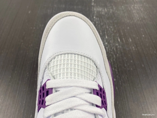 One Kick Jordan Retro SB 4 DR5415-150 0806